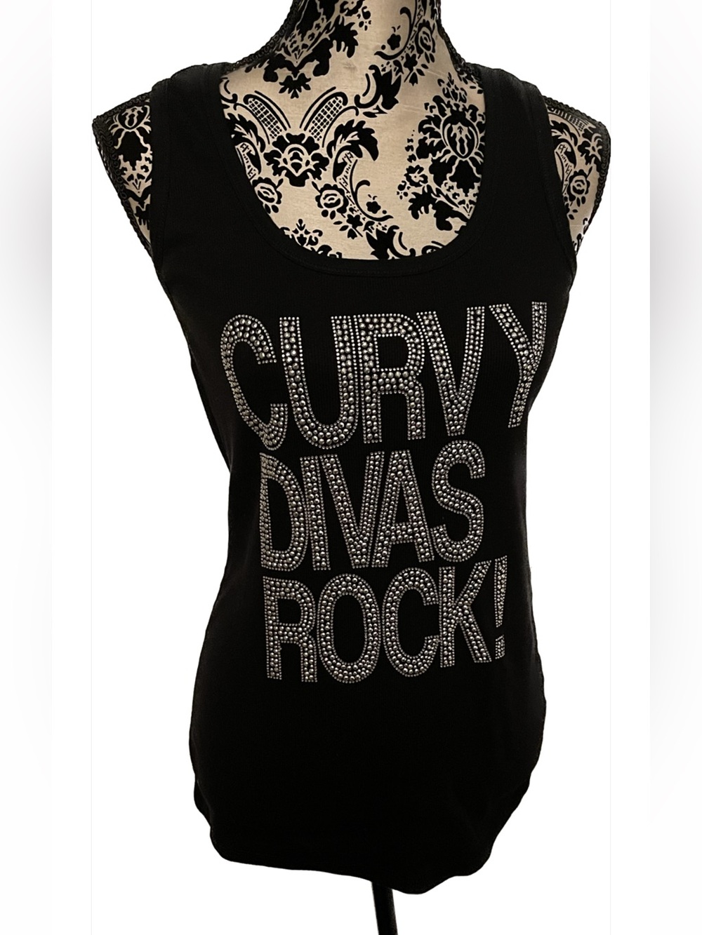 Black Tank Top “CURVY DIVAS ROCK!” Size 2XL
